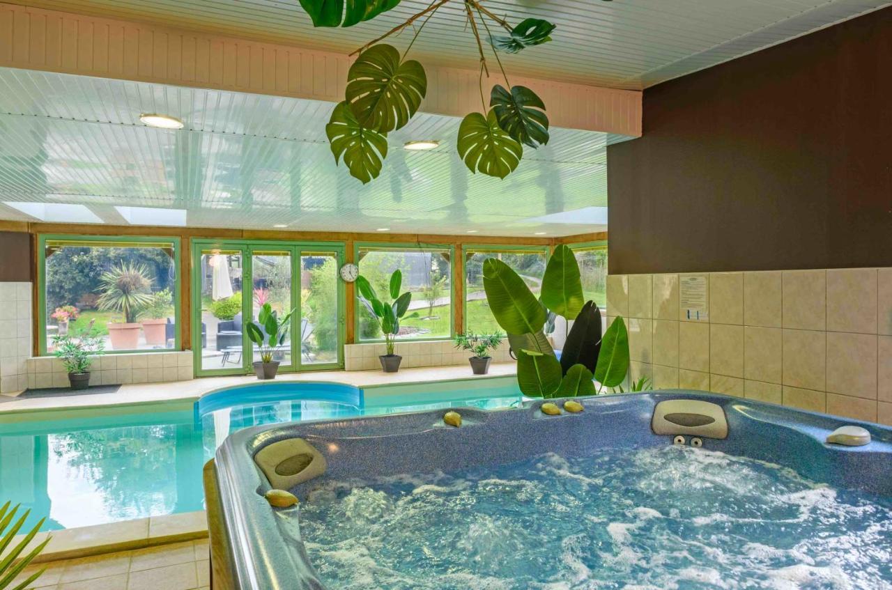 Les Pierres Bleues Bed & Breakfast Saint-Coulitz ภายนอก รูปภาพ