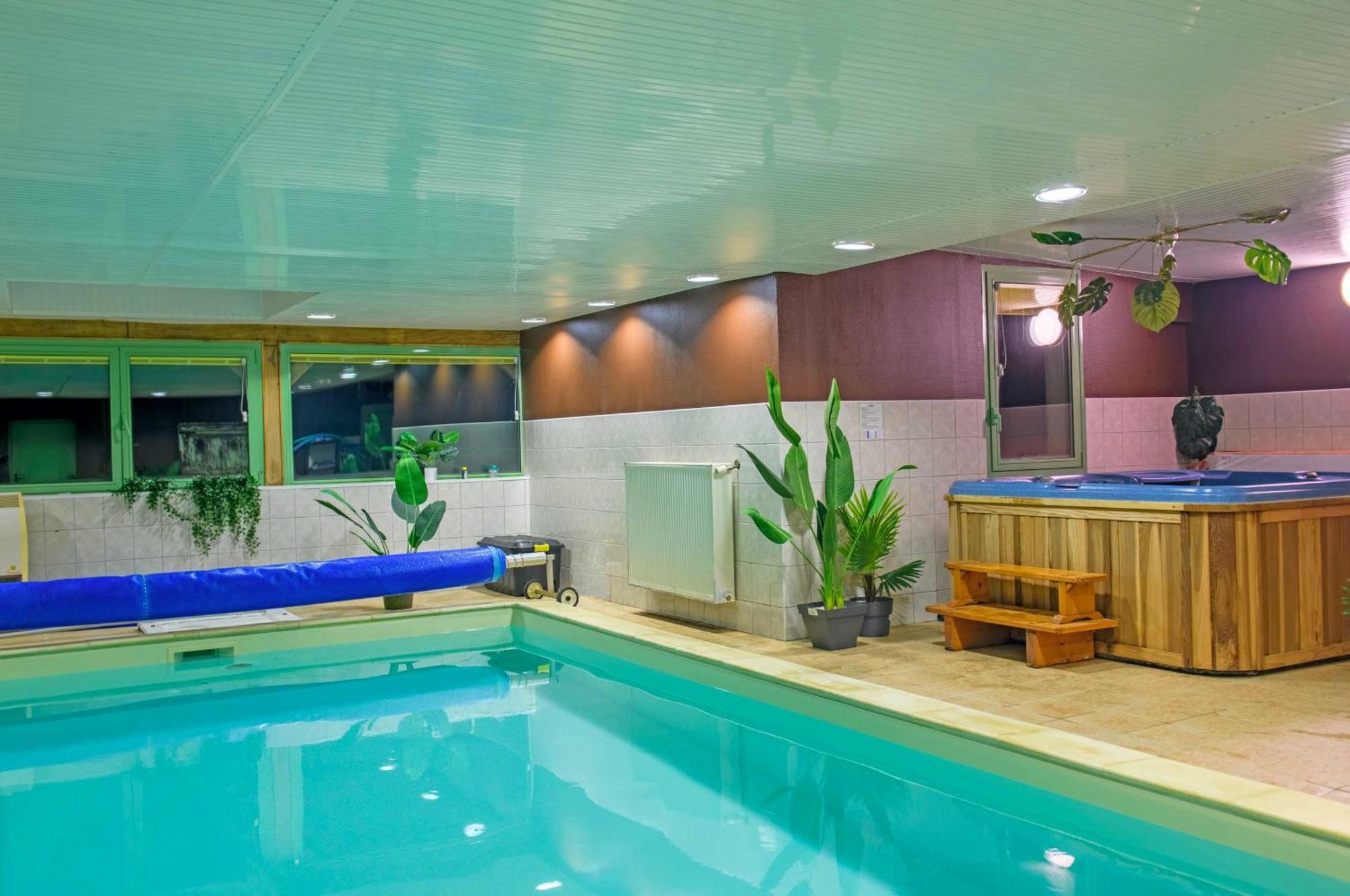 Les Pierres Bleues Bed & Breakfast Saint-Coulitz ภายนอก รูปภาพ