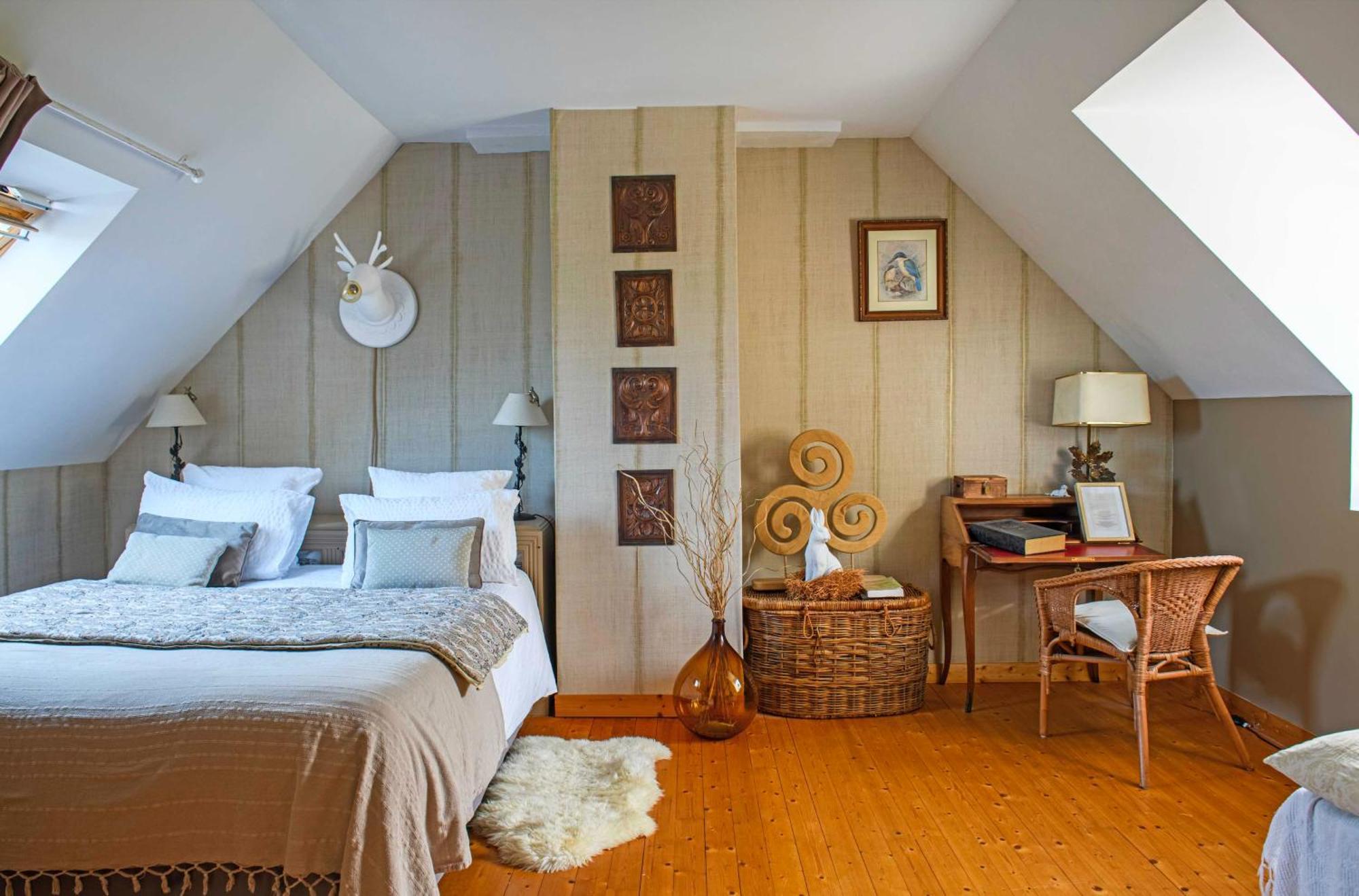 Les Pierres Bleues Bed & Breakfast Saint-Coulitz ภายนอก รูปภาพ